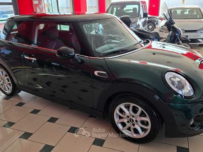 MINI 1.5 Cooper D Hype 5 1.5 One D Verde usata Bisceglie