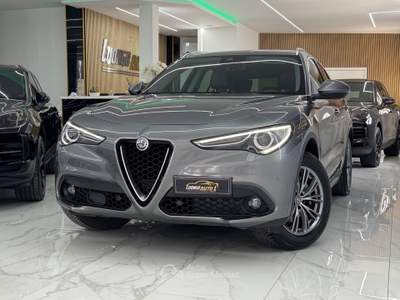 Alfa Romeo Stelvio 2.2 180Cv Q4 Executive Full Opt Grigio usata Qualiano