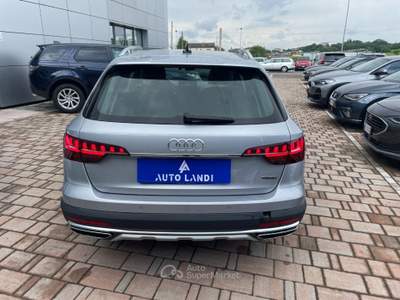 Audi A4 40 2.0 TDI MHEV Quattro 204cv S-Tronic Grigio usata Sarego