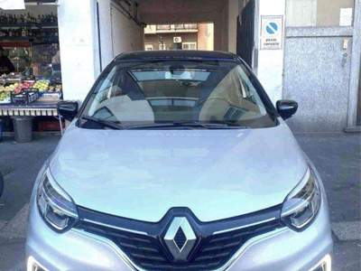 Renault Captur Captur I 1.3 tce automatica 150cv edc fap nav Argento usata Milano