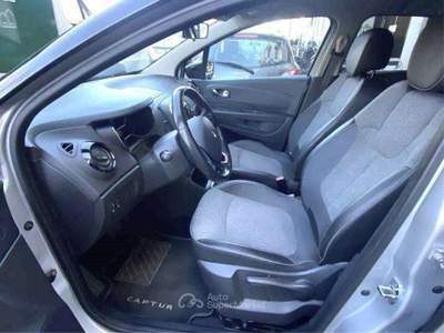 Renault Captur Captur I 1.3 tce automatica 150cv edc fap nav Argento usata Milano
