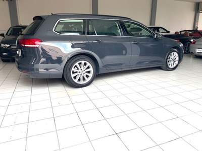 Volkswagen Passat Variant 2.0 TDI DSG Business BlueMotion Tech Grigio usata Modena