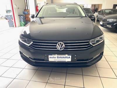 Volkswagen Passat Variant 2.0 TDI DSG Business BlueMotion Tech Grigio usata Modena