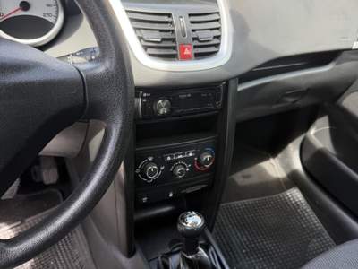 Peugeot 207 Peugeot 207 1.4 HDI - NEOPATENTATI - BUONE CONDIZIONI - usata ARGELATO