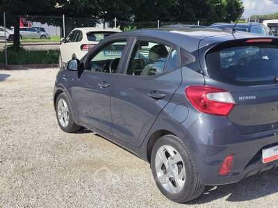 Hyundai i10 Hyundai i10 solo 29000km Grigio usata Pontedera