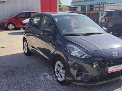 Hyundai i10 Hyundai i10 solo 29000km Grigio usata Pontedera