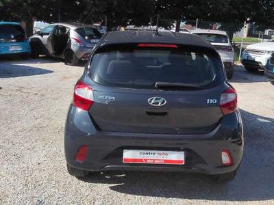 Hyundai i10 Hyundai i10 solo 29000km Grigio usata Pontedera