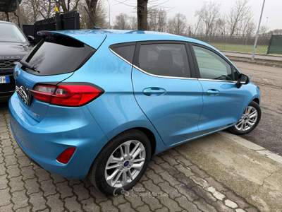 Ford Fiesta 1.0 Ecoboost Hybrid 125 CV 5 porte Titanium Blu/Azzurro usata Alessandria