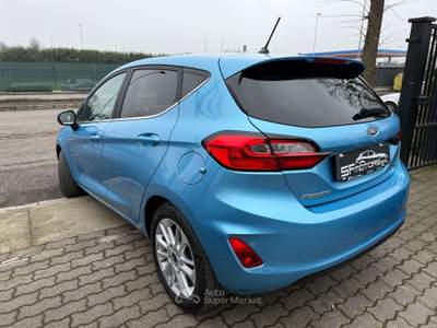 Ford Fiesta 1.0 Ecoboost Hybrid 125 CV 5 porte Titanium Blu/Azzurro usata Alessandria