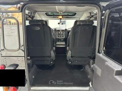 Land Rover Defender Land Rover Defender 90 2.2 td SW SE Nero usata Napoli