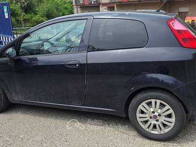 Fiat Grande Punto Fiat Grande Punto 1.3 Mjet 75cv van 2 posti anno 2010 Blu/Azzurro usata Vallesaccarda