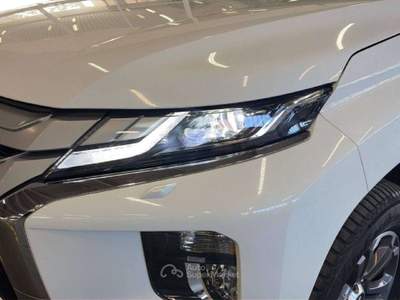 Mitsubishi L200 150cv Bianco usata Milano