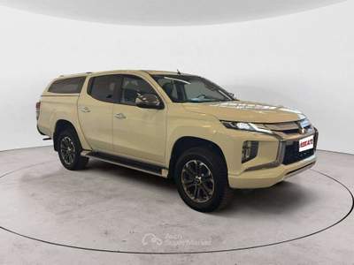 Mitsubishi L200 150cv Bianco usata Milano