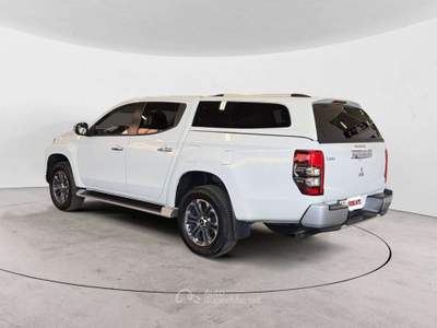 Mitsubishi L200 150cv Bianco usata Milano
