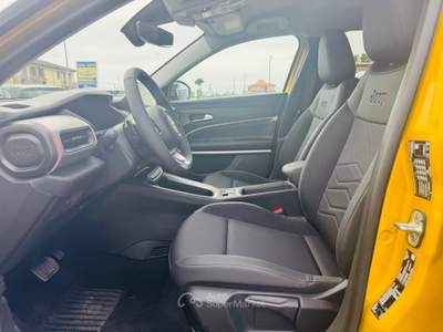 Jeep Avenger 110 CV MHEV Summit Oro usata Comacchio