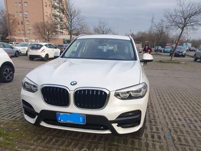 BMW X3 MW X3 sDrive18d Mild Hybrid – 10/2021 – 27.000 km CERTIFICATI Bianco usata Albinea