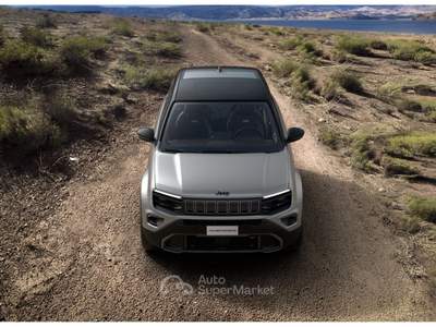 Jeep Avenger JEEP AVENGER 1.2 E-HYBRID 4XE OVERLAND 145CV Avenger 1.2 e-hybrid 4xe Overland 145cv Grigio usata Roma