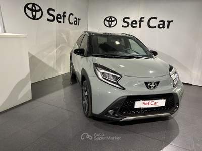 Toyota Aygo X 1.0 72 CV 5 porte Lounge S-CVT Verde usata Milano