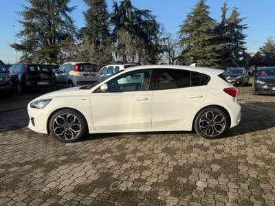 Ford Focus 1.0 - 125 CV 5p. ST-Line Bianco usata Calestano