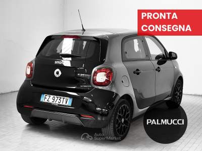 Smart ForFour 70 1.0 52kW superpassion Nero usata Prato
