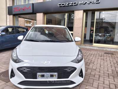 Hyundai i10 1.0 MPI A/T Connectline Bianco usata Ciriè