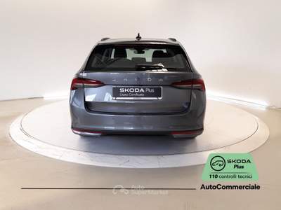 Skoda Octavia 2.0 TDI 110KW EXECUTIVE DSG Grigio usata Bologna