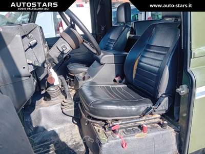 Land Rover Defender LAND ROVER DEFENDER 90 2.5 tdi 80KW - 6 POSTI Verde usata Cosio Valtellino