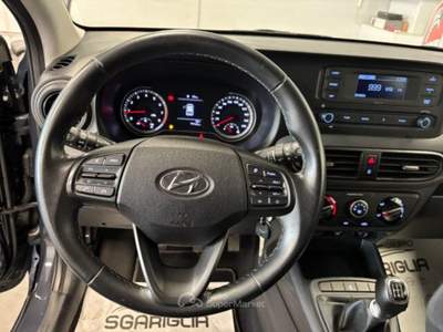 Hyundai i10 1.0 Benzina Tech Full Optional Blu/Azzurro usata Qualiano