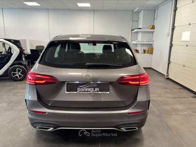 Mercedes-Benz Classe B B 180 d AMG Premium Plus Automatico StraFull Grigio usata Qualiano