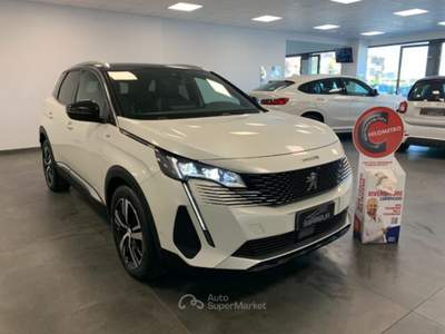 Peugeot 3008 1.5 Diesel GT Line Pack EAT8 Bianco usata Qualiano