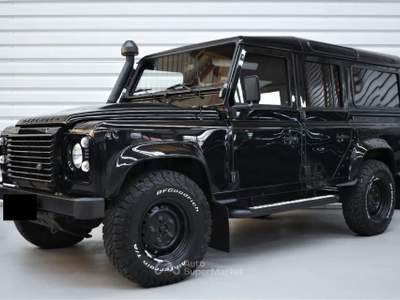 Land Rover Defender Land Rover Defender 110 SE Station Wagon+7-Sitzer Nero usata Napoli