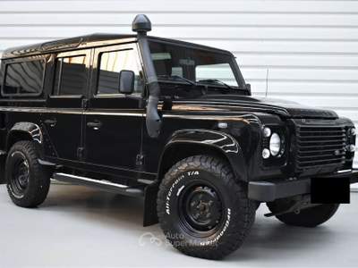 Land Rover Defender Land Rover Defender 110 SE Station Wagon+7-Sitzer Nero usata Napoli