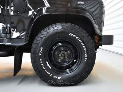 Land Rover Defender Land Rover Defender 110 SE Station Wagon+7-Sitzer Nero usata Napoli