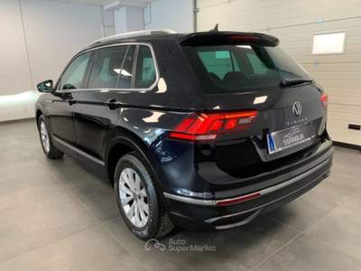 Volkswagen Tiguan Automatico DSG Elegance Nero usata Qualiano
