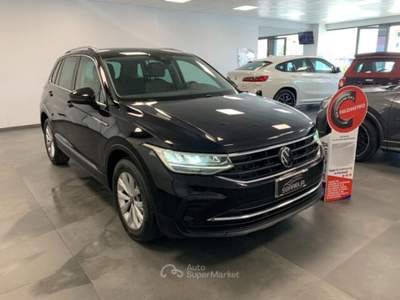 Volkswagen Tiguan Automatico DSG Elegance Nero usata Qualiano