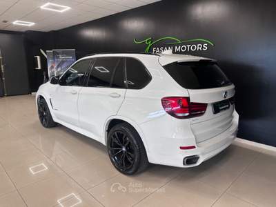 BMW X5 xdrive25d Luxury 231cv auto Bianco usata Fontanafredda