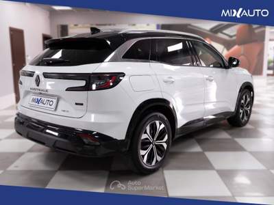 Renault Austral 1.2 E-Tech Full Hybrid Techno 200CV Auto Bianco usata Latina