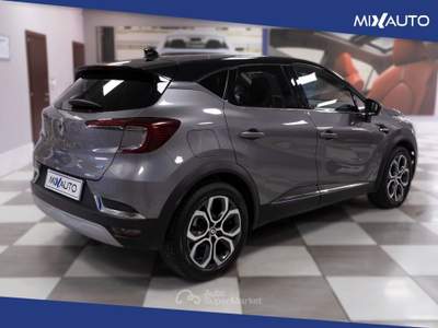 Renault Captur 1.6 E-Tech Full Hybrid Techno Fast Track 145CV Auto Grigio usata Latina