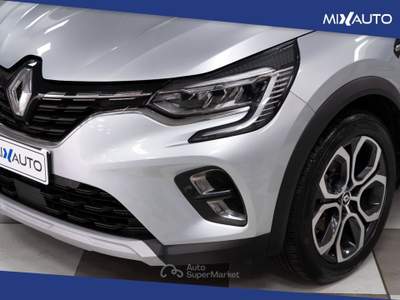 Renault Captur 1.6 E-Tech Full Hybrid Techno Fast Track 145CV Auto Argento usata Latina