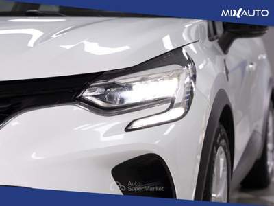 Renault Captur 1.6 E-Tech Full Hybrid Equilibre 145CV Auto Bianco usata Latina