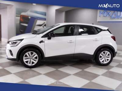 Renault Captur 1.6 E-Tech Full Hybrid Equilibre 145CV Auto Bianco usata Latina