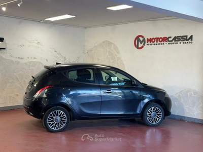 Lancia Ypsilon ADATTA A NEOPATENTATI Nero usata Roma