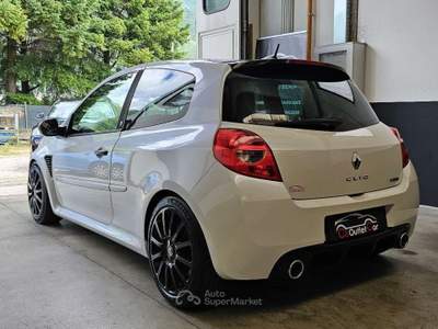 Renault Clio 3p 2.0 16v 20th Anniversario 203cv Bianca Perla Bianco usata Cogollo del Cengio