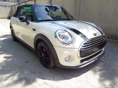 MINI Clubman 1.5 Cooper Cabrio Automatica Bianco usata Torino