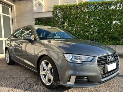Audi A3 SPB 1.6 TDI 116 CV Sport Grigio usata Alberobello