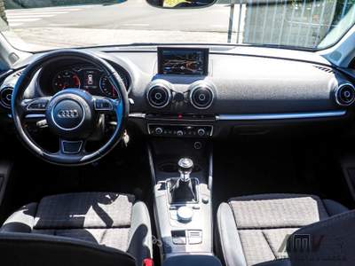 Audi A3 1.6 tdi Attraction Argento usata Soriano nel Cimino