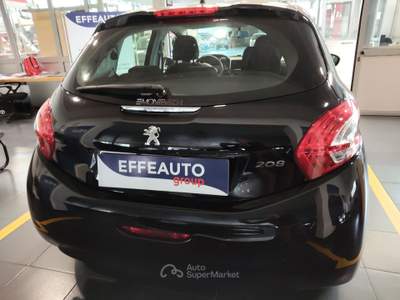 Peugeot 208 SUPER PREZZO Nero usata Bologna