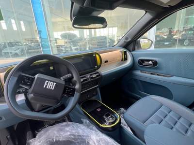 Fiat Grande Panda 1.2 Hybrid 110 CV S&S La Prima - possibilità noleggio no scoring Bianco usata Gela