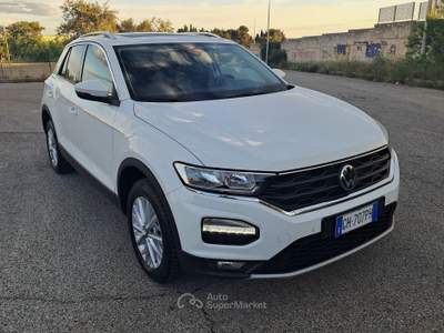 Volkswagen T-Roc Volkswagen T-Roc 2.0 TDI SCR 150 CV DSG BlueMotion Technology Bianco usata Cassano delle Murge