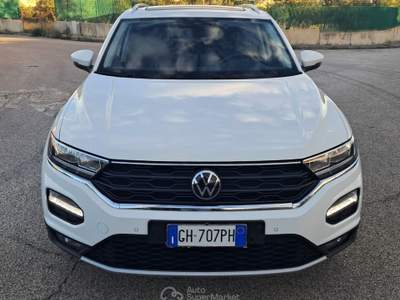 Volkswagen T-Roc Volkswagen T-Roc 2.0 TDI SCR 150 CV DSG BlueMotion Technology Bianco usata Cassano delle Murge